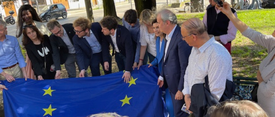 Inaugurazione Della Panchina Europea